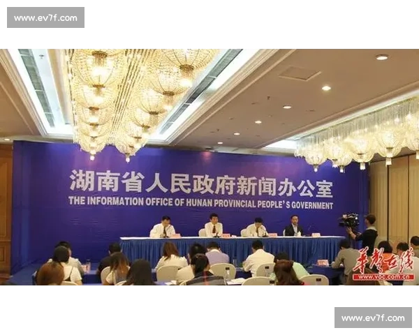 围绕创意比赛激发青年灵感的创新挑战主题策划方案征集活动盛大会